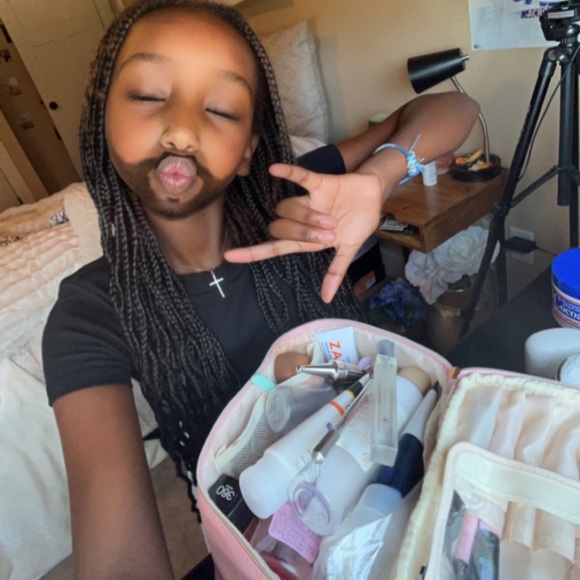 Meet your Posher, Wudi - Picture 3 of 4